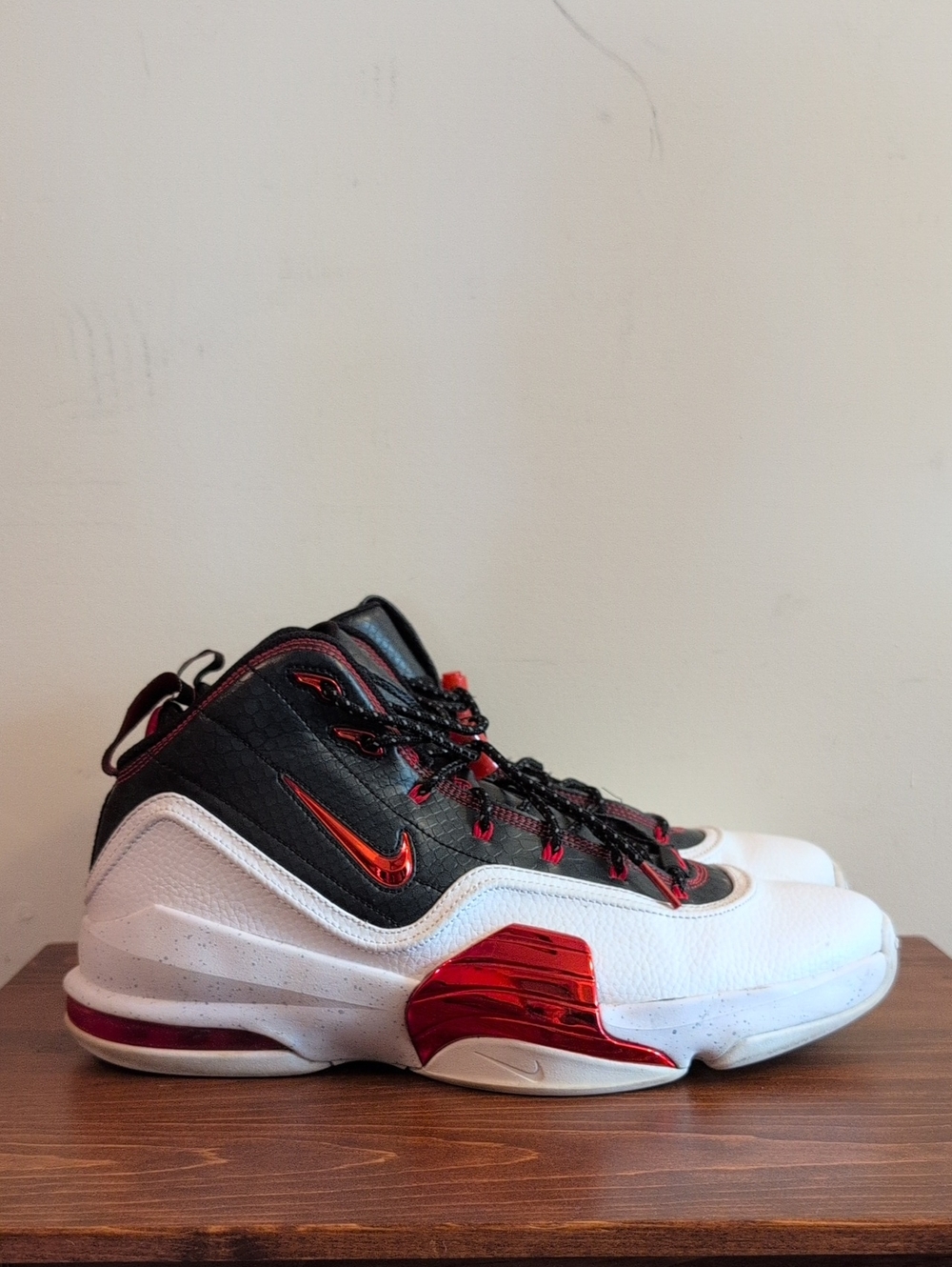 Nike Air Pippen 6 Bulls Sz 11